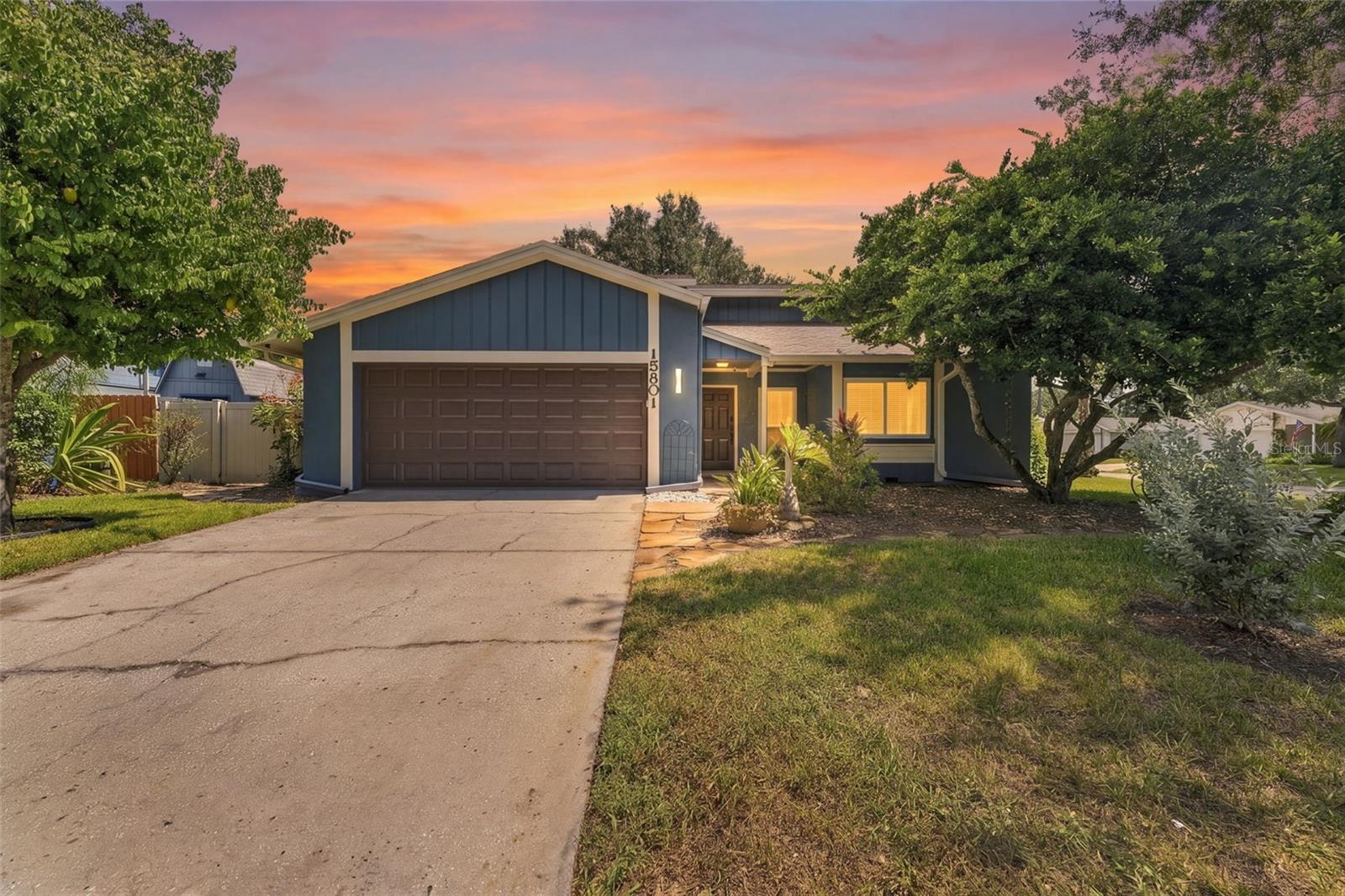 15801 COUNTRY LAKE DR