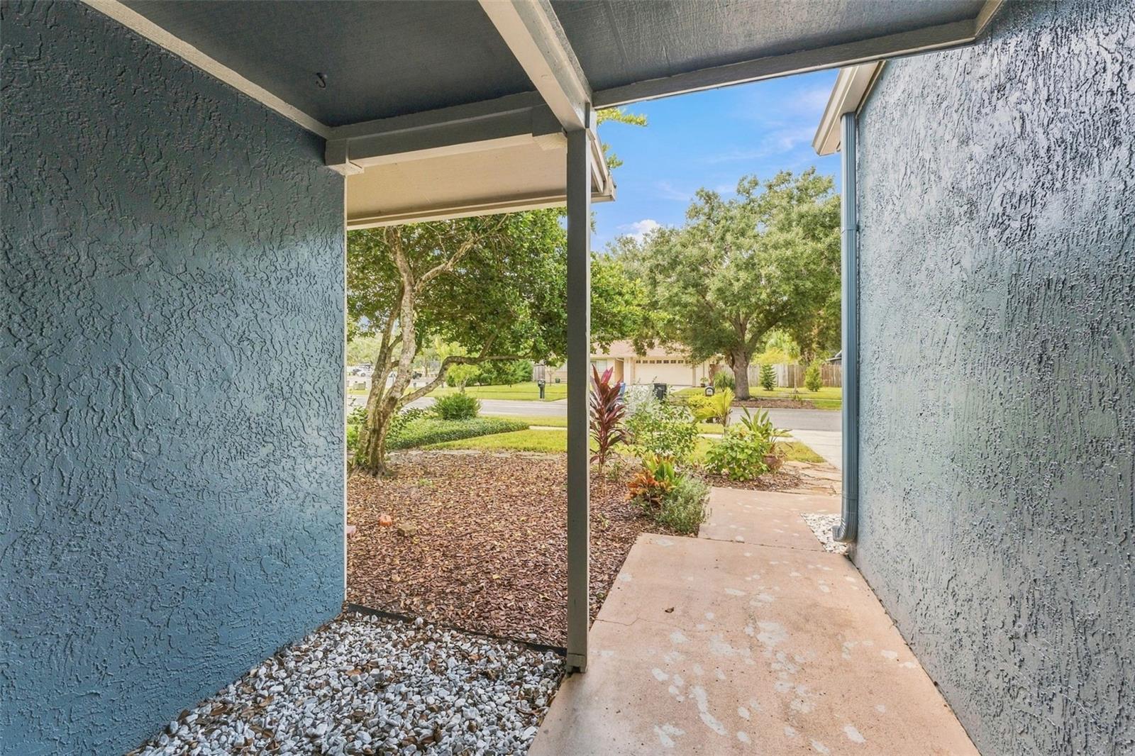 15801 COUNTRY LAKE DR