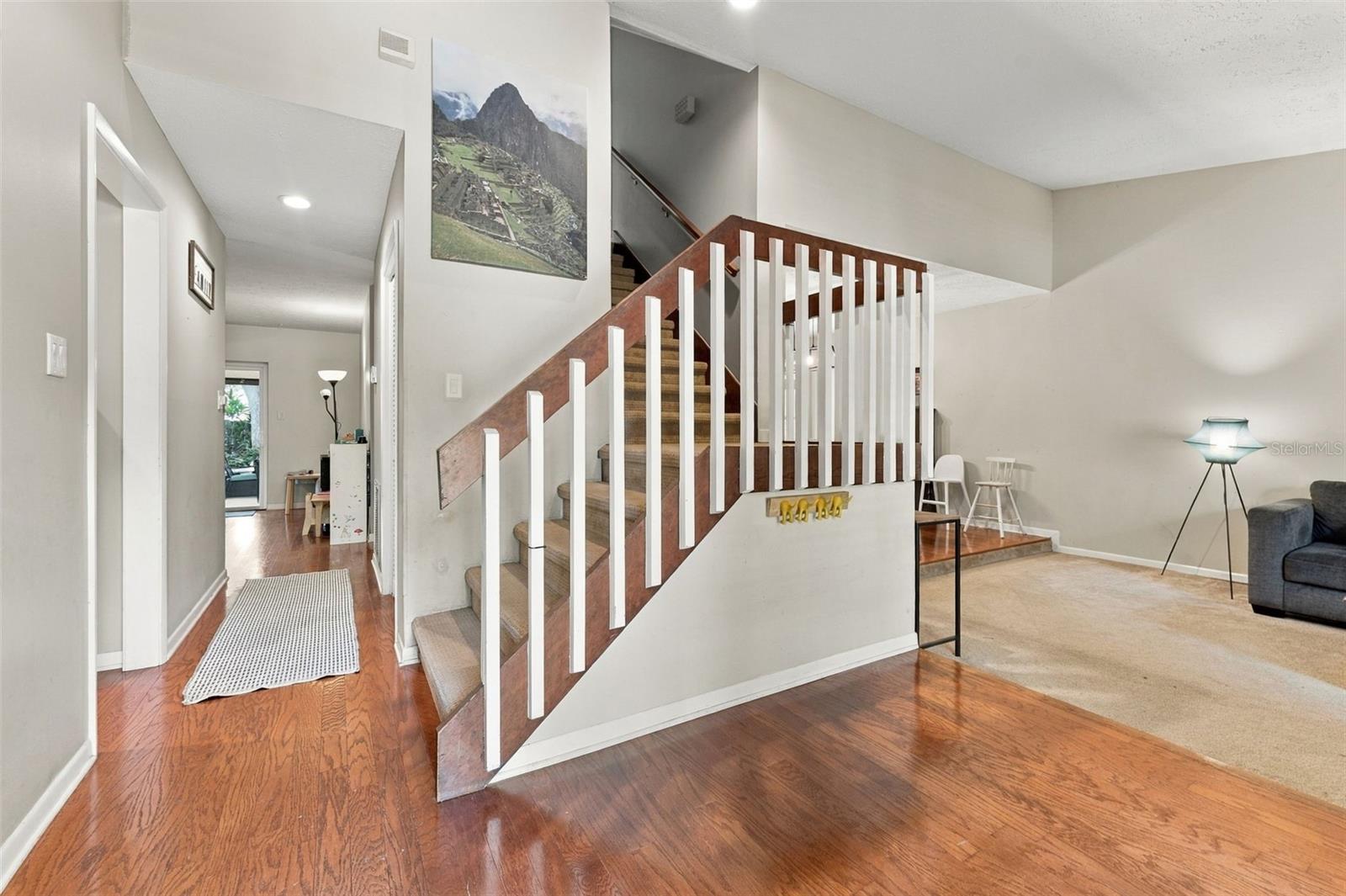 15801 COUNTRY LAKE DR