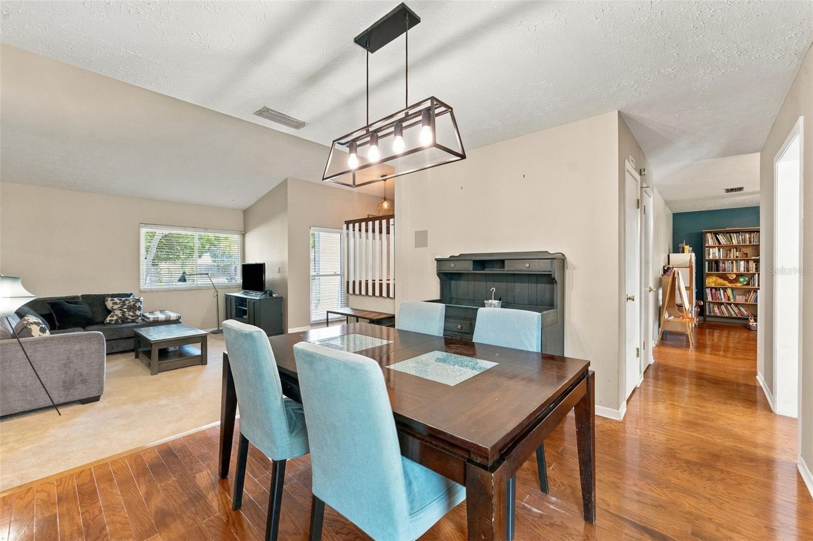 15801 COUNTRY LAKE DR
