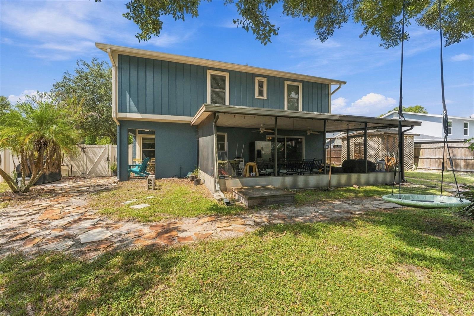 15801 COUNTRY LAKE DR