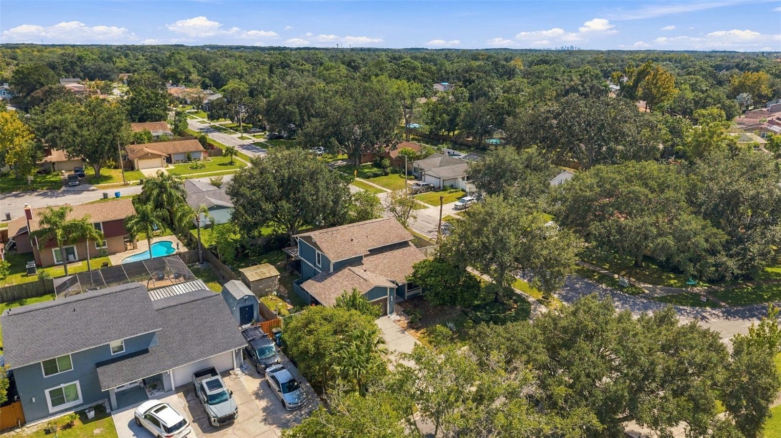 15801 COUNTRY LAKE DR