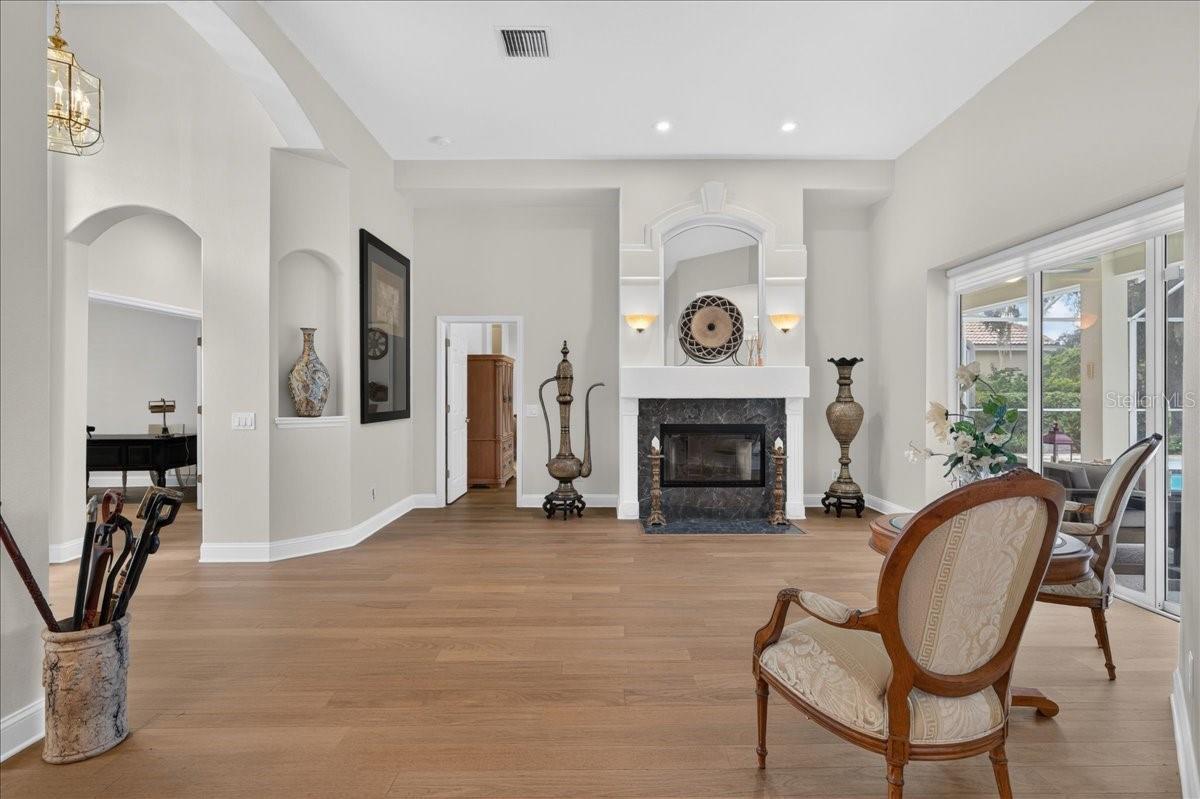 9101 WOODRIDGE RUN DR