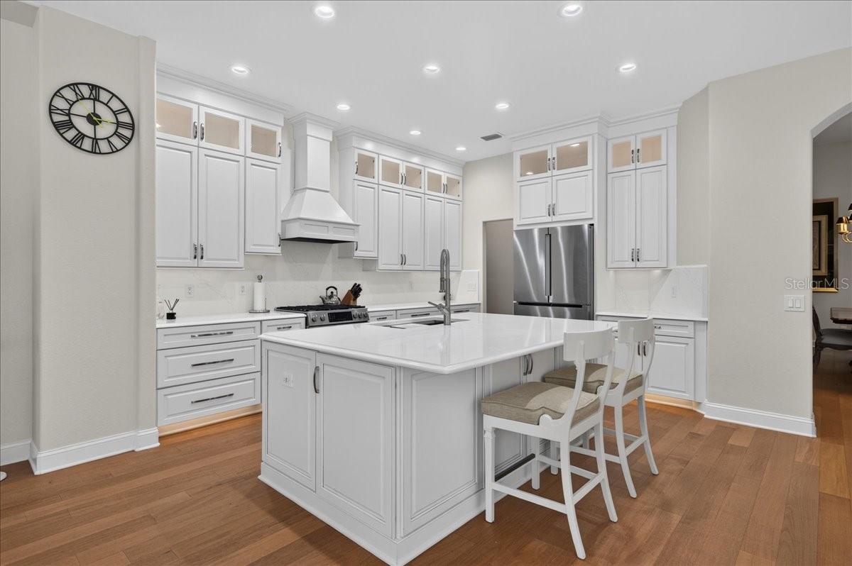 9101 WOODRIDGE RUN DR