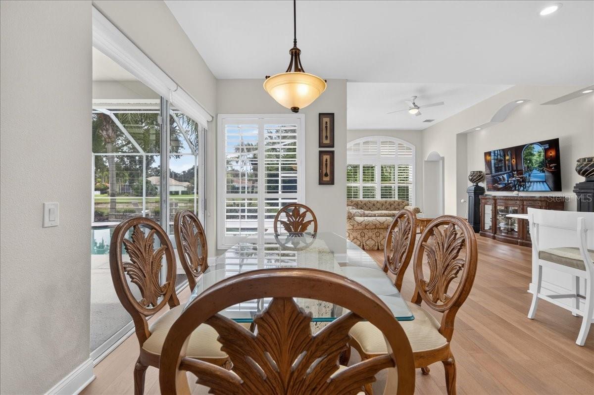 9101 WOODRIDGE RUN DR