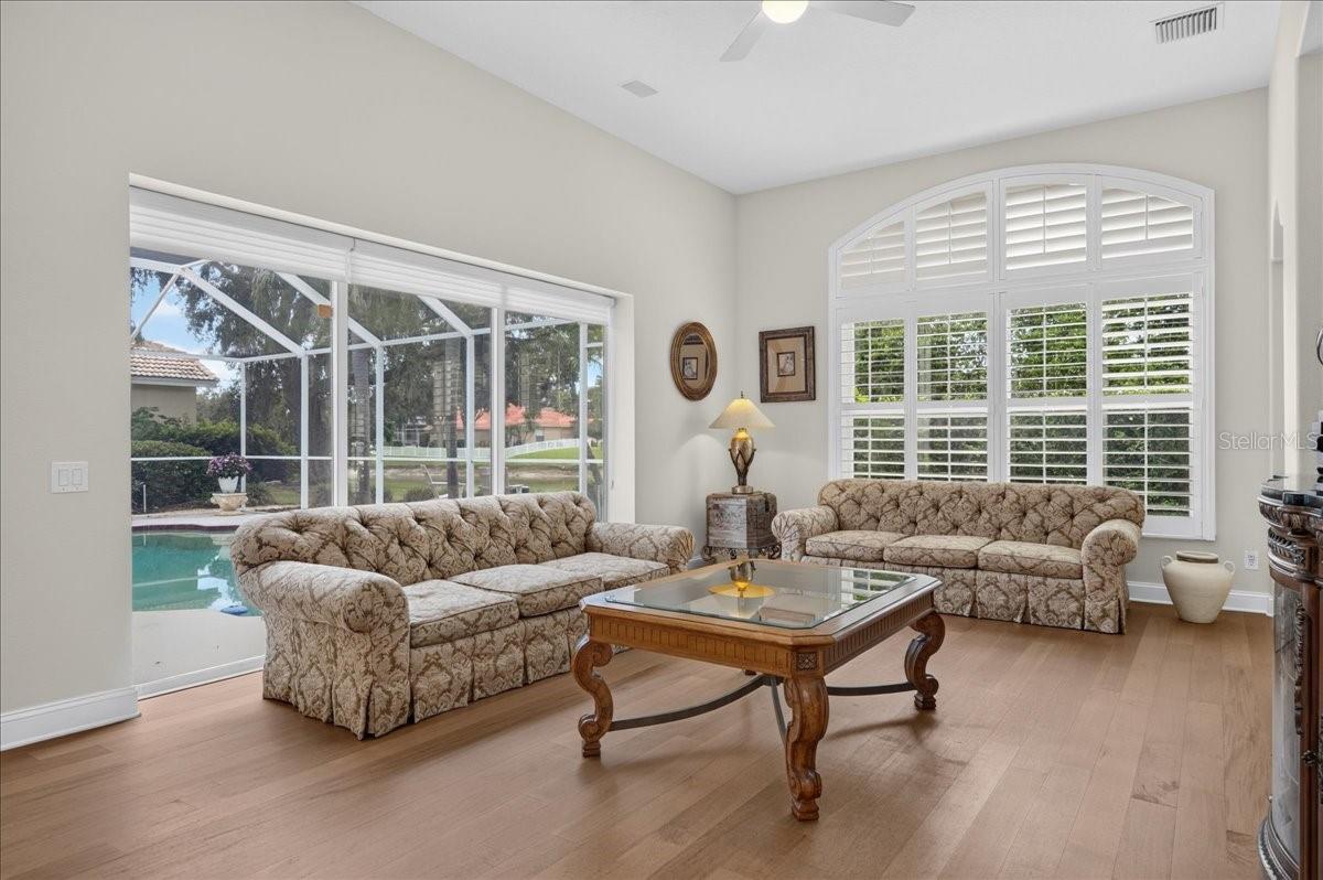 9101 WOODRIDGE RUN DR