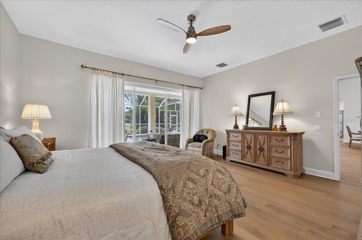 9101 WOODRIDGE RUN DR