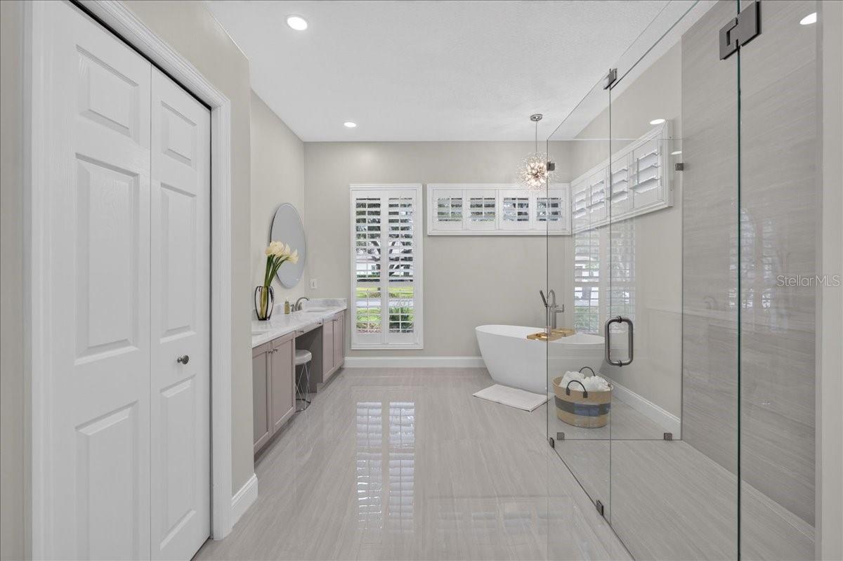 9101 WOODRIDGE RUN DR