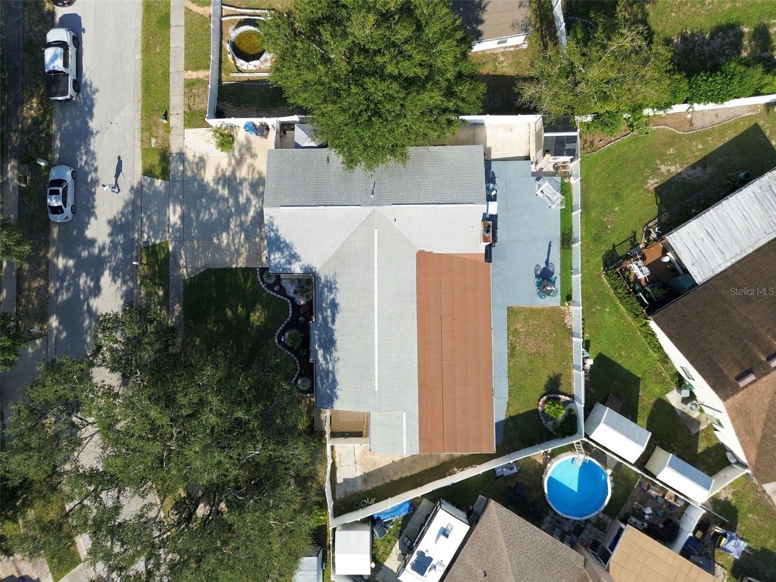 1325 OAKCREST DR
