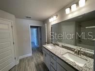 9406 HIGHLAND HILLS DR