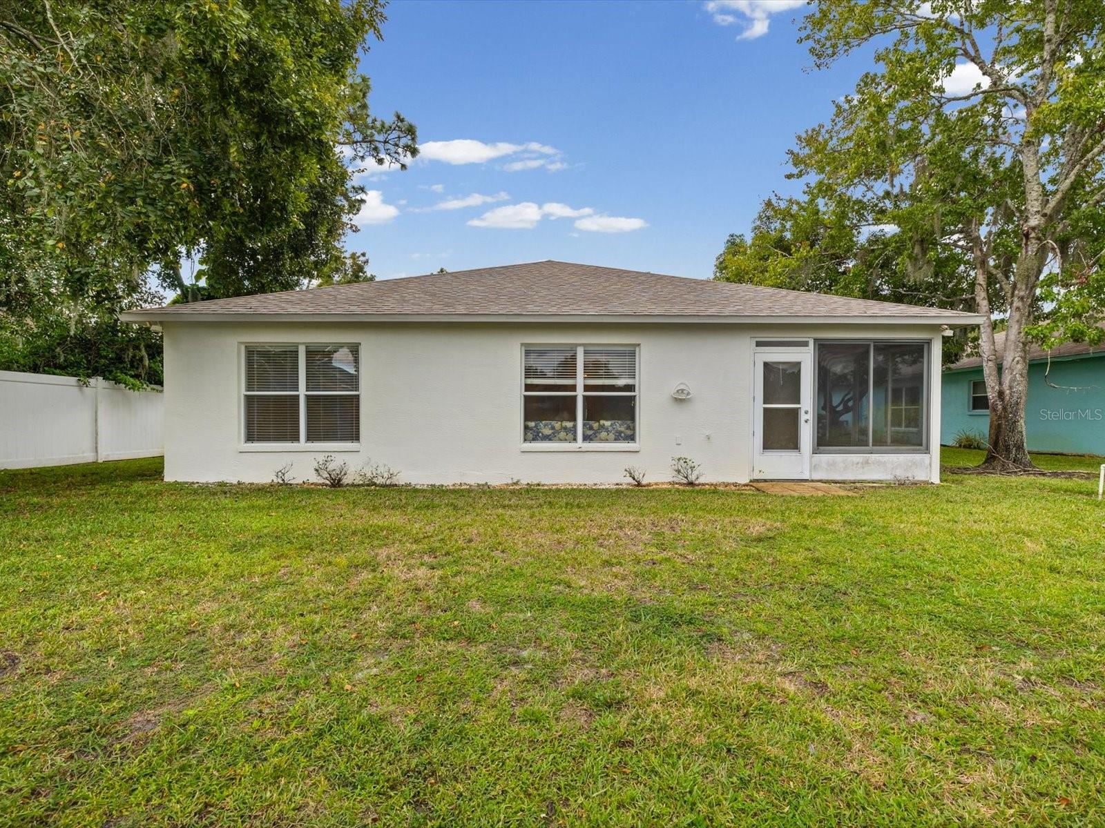 11829 IVYWOOD PL