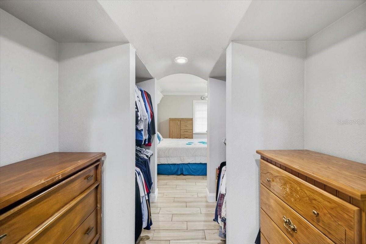 1801 ORCHID CT
