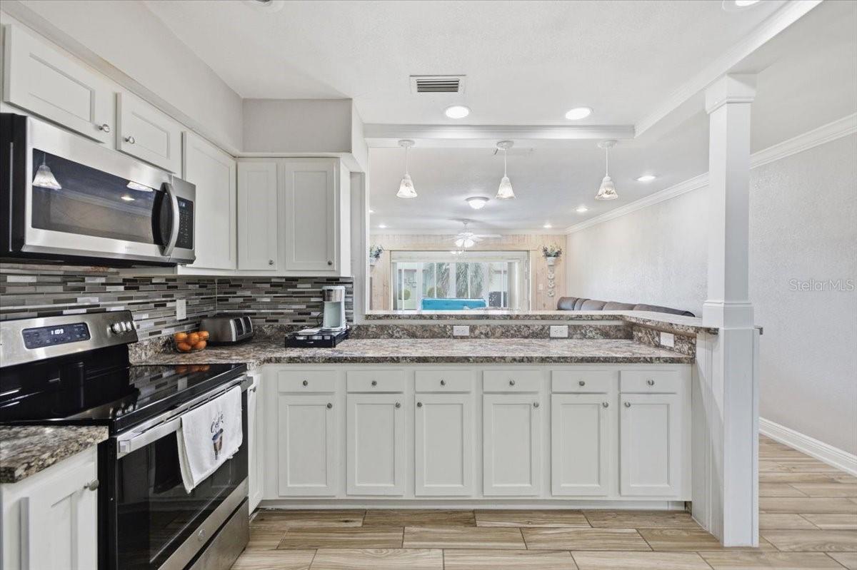 1801 ORCHID CT