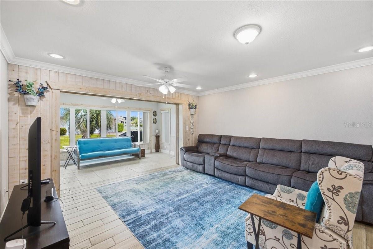 1801 ORCHID CT