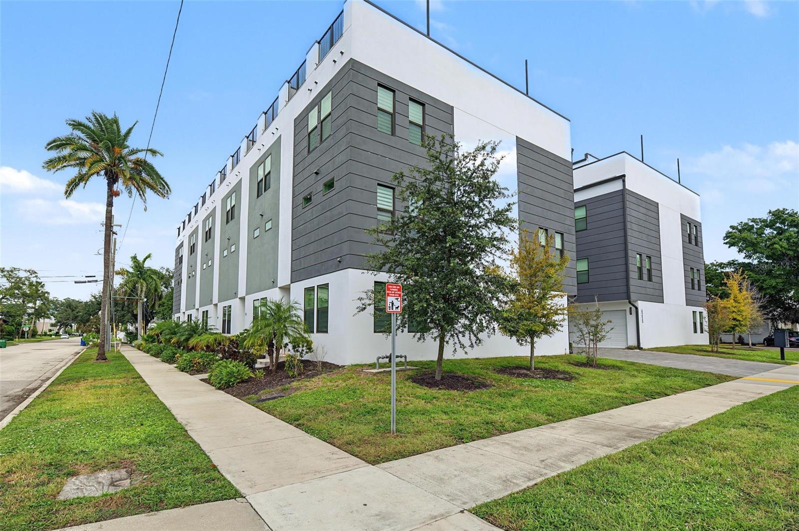 4215 W NORTH A ST #9