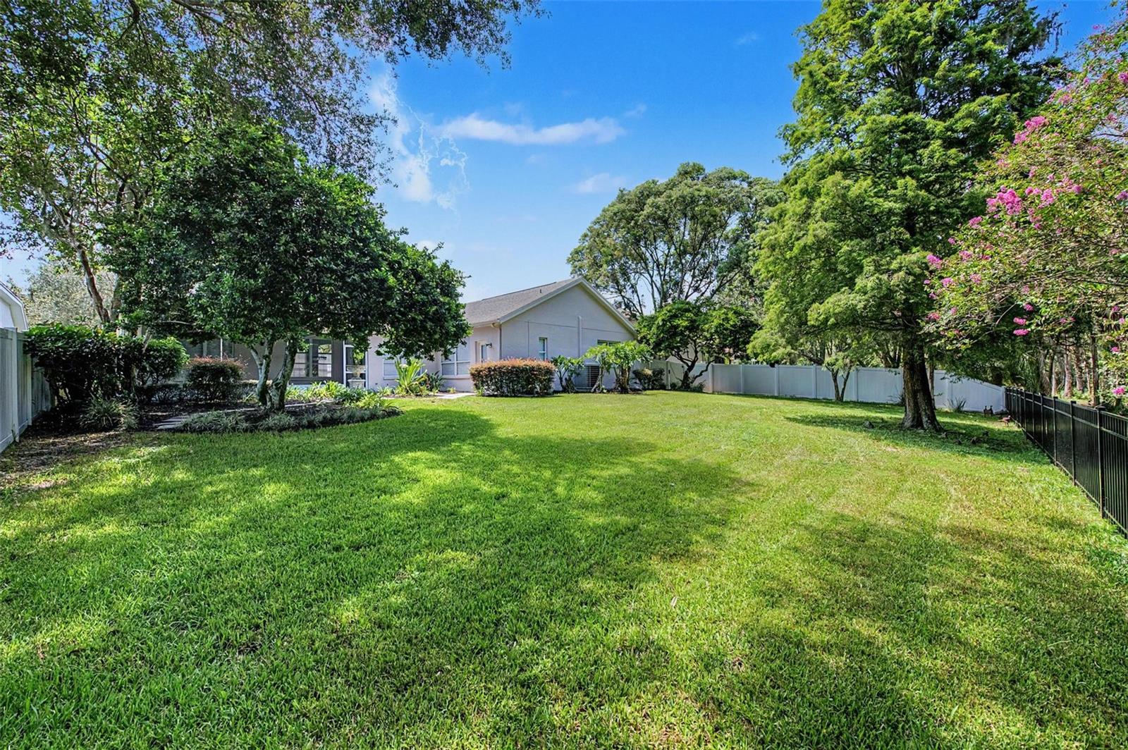 19205 AUTUMN WOODS AVE