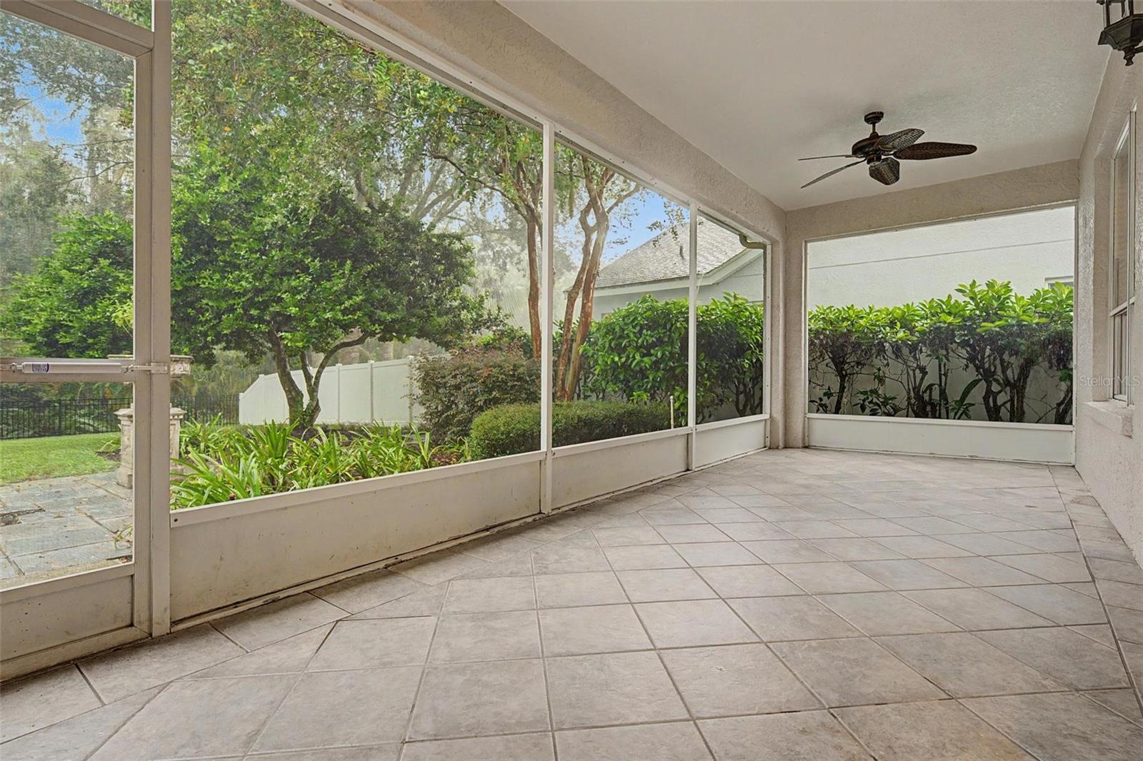 19205 AUTUMN WOODS AVE