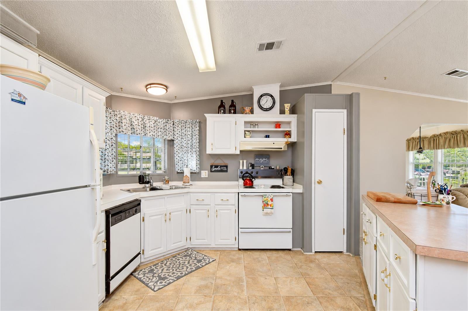 38012 LAWANDA LOOP