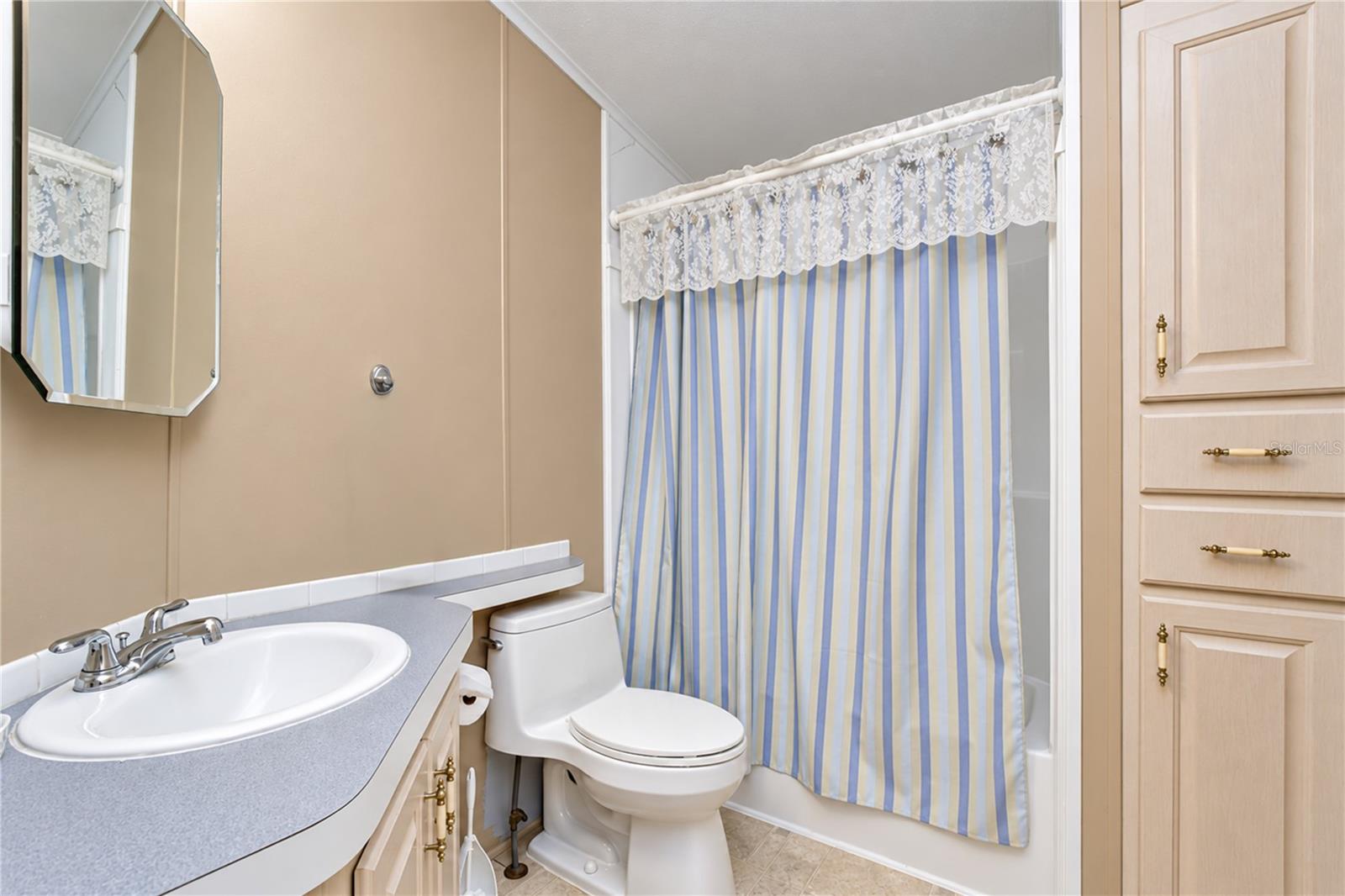 38012 LAWANDA LOOP