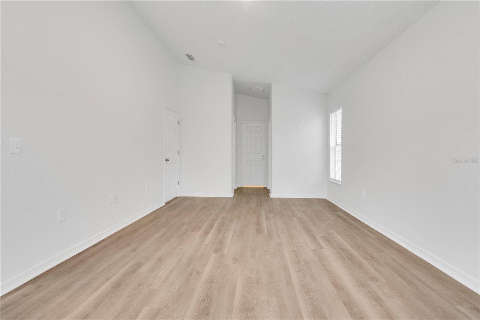 10250 PEOPLES LOOP