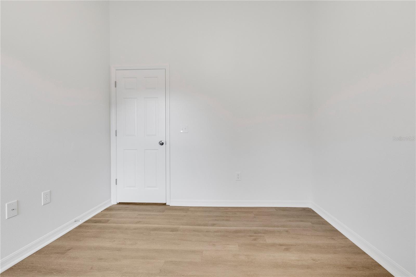 10250 PEOPLES LOOP