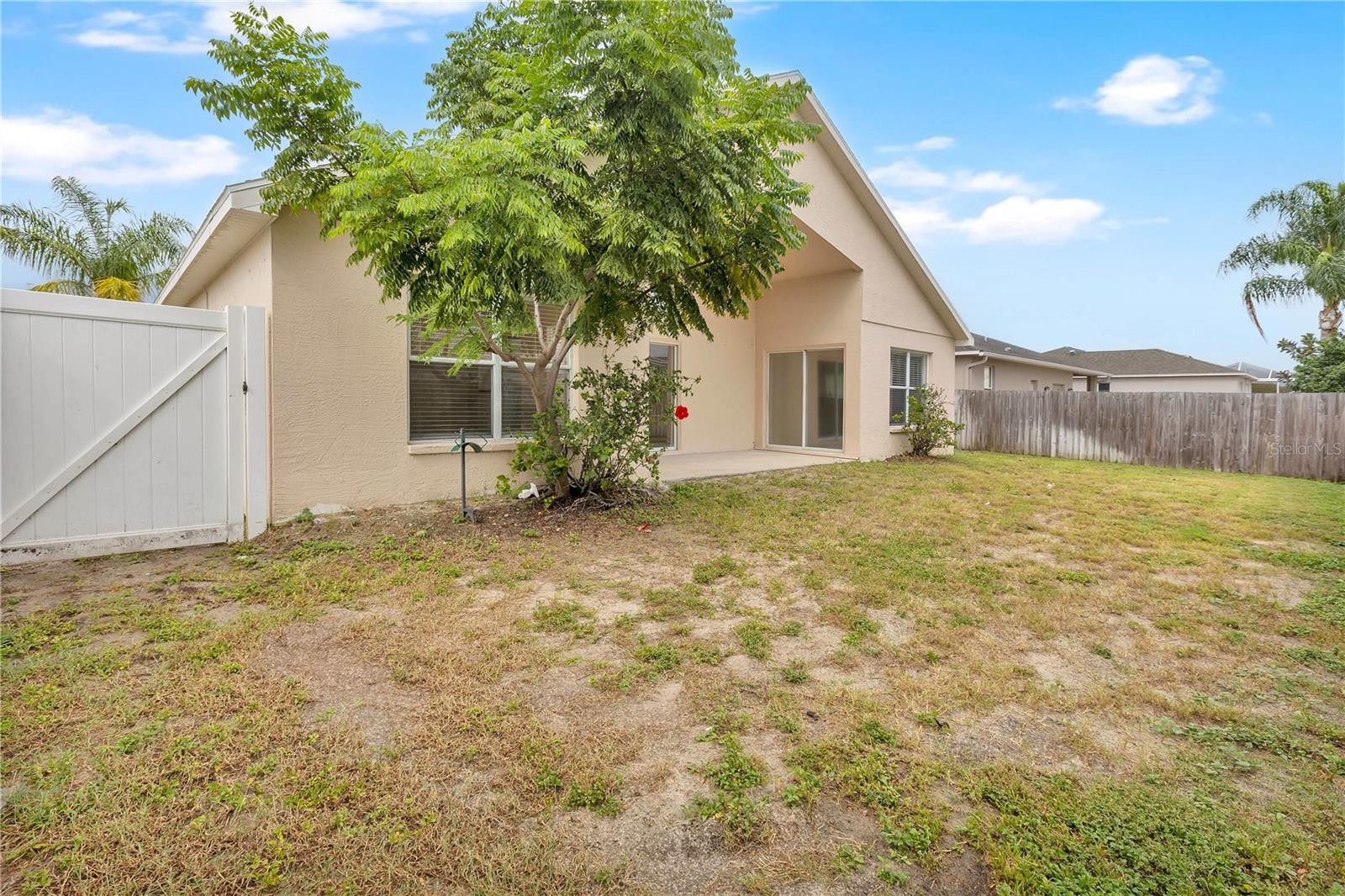10250 PEOPLES LOOP