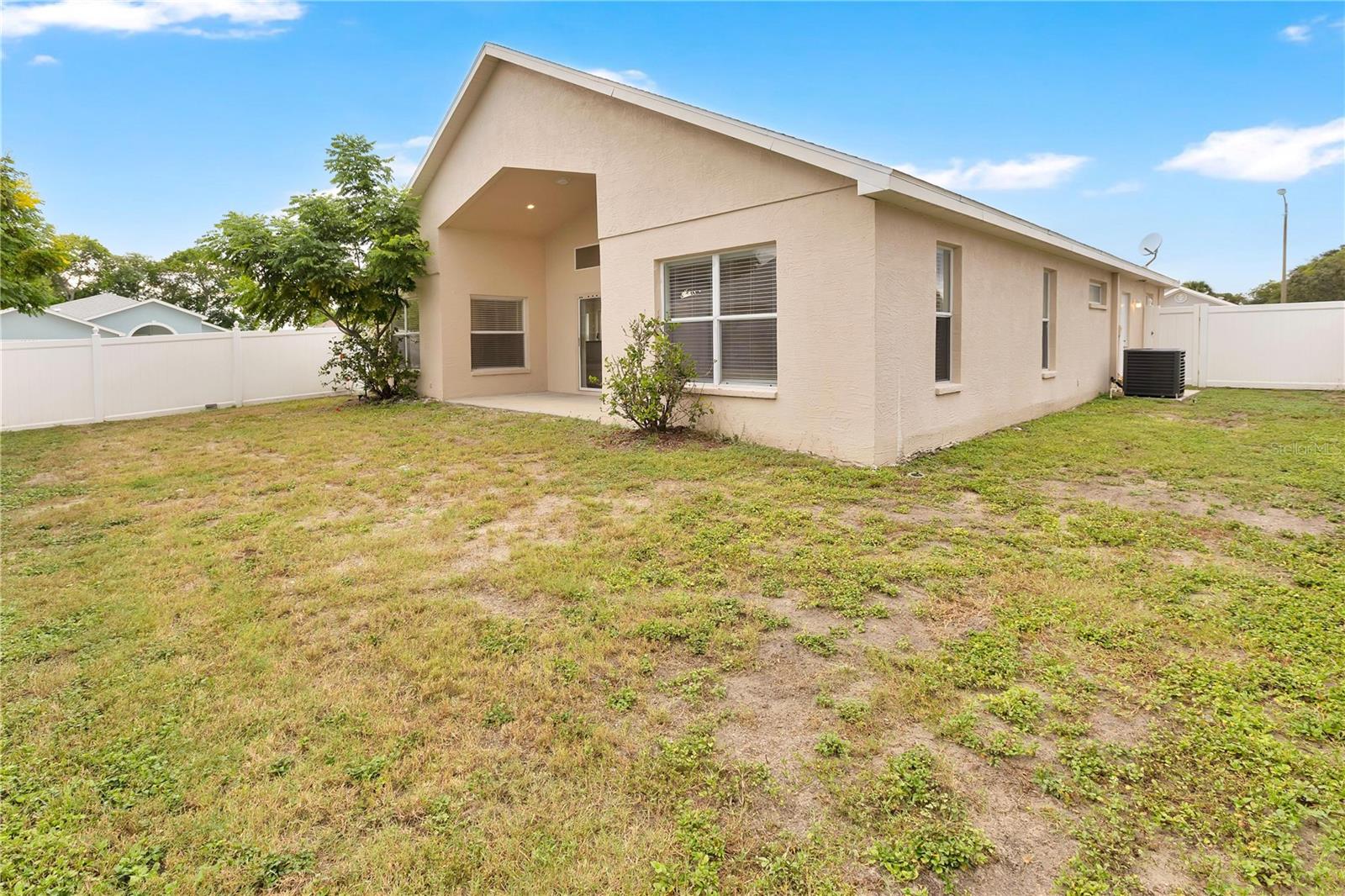 10250 PEOPLES LOOP