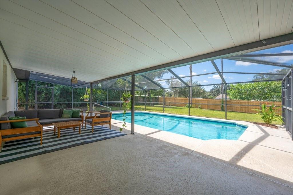 2223 ARCH MCDONALD DR
