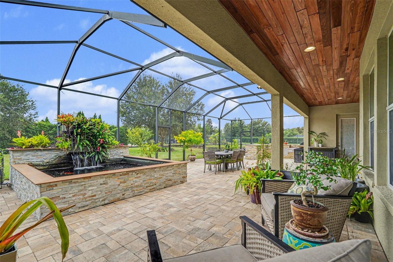 17815 DAISY FARM DR