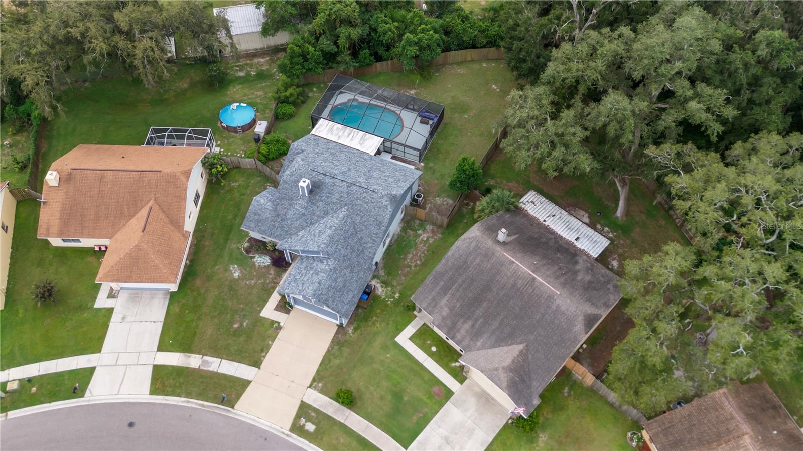 2041 SHADOW PINE DR
