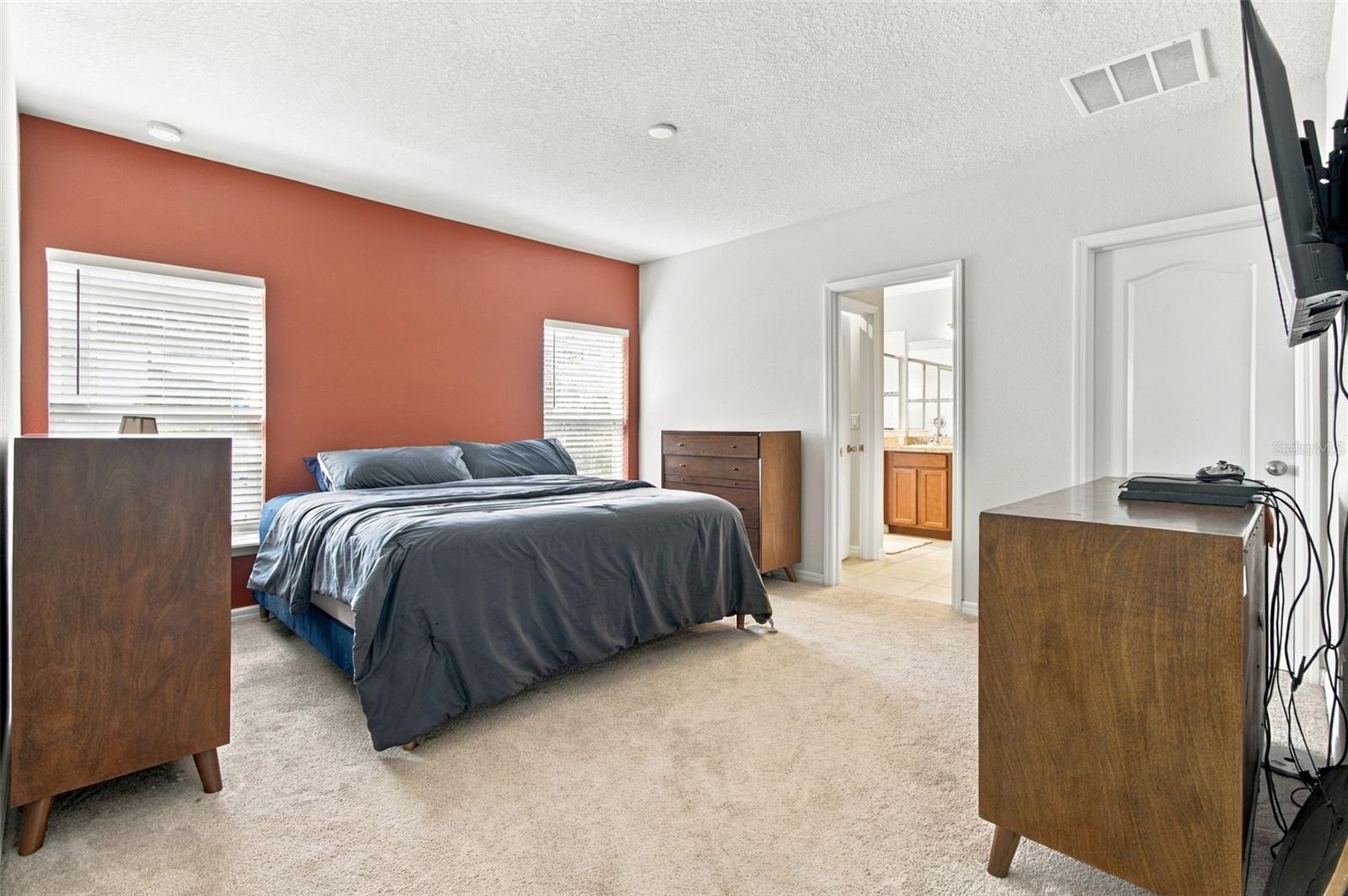 10359 HAWKS LANDING DR