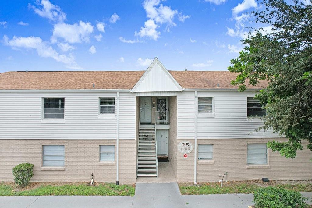 7210 N MANHATTAN AVE #2523