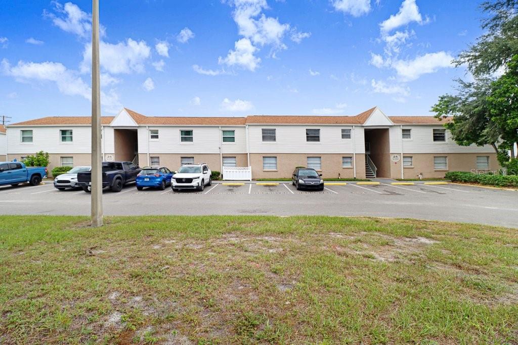 7210 N MANHATTAN AVE #2523