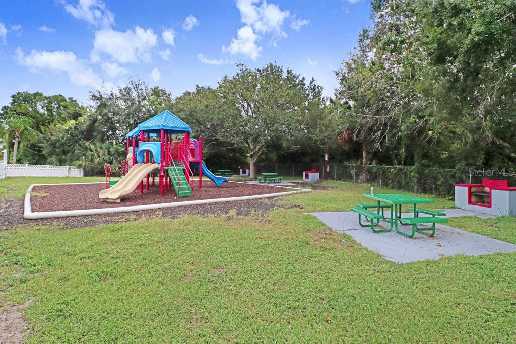 7210 N MANHATTAN AVE #2523