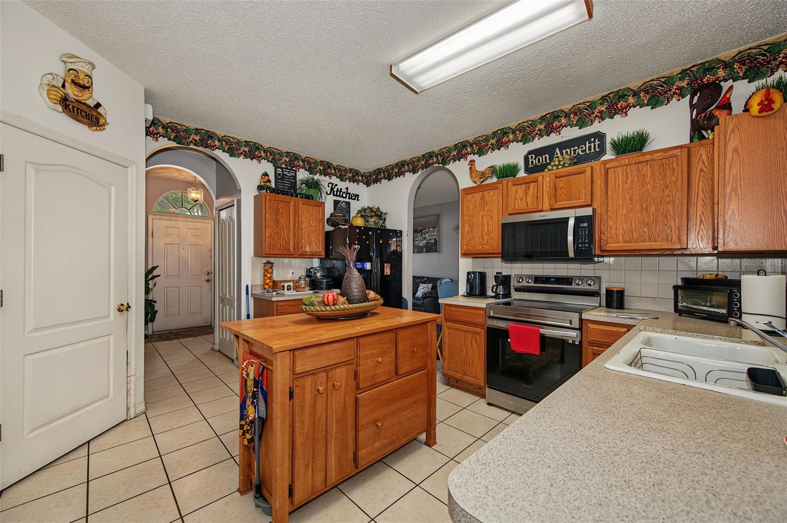 10330 GOLDENBROOK WAY