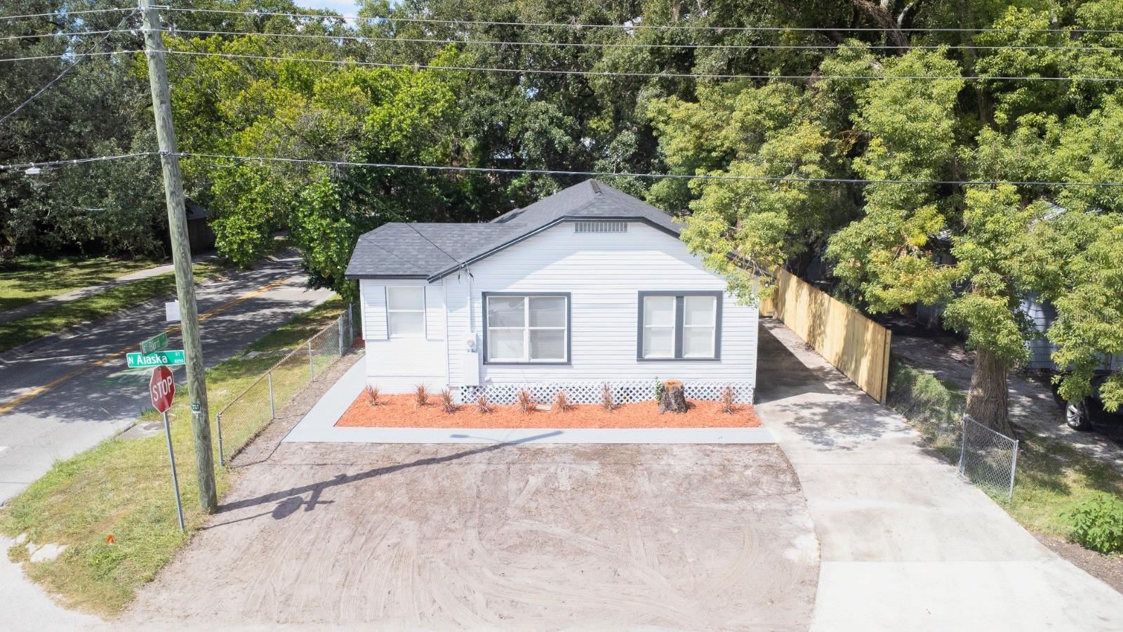 8202 N Alaska St, Tampa