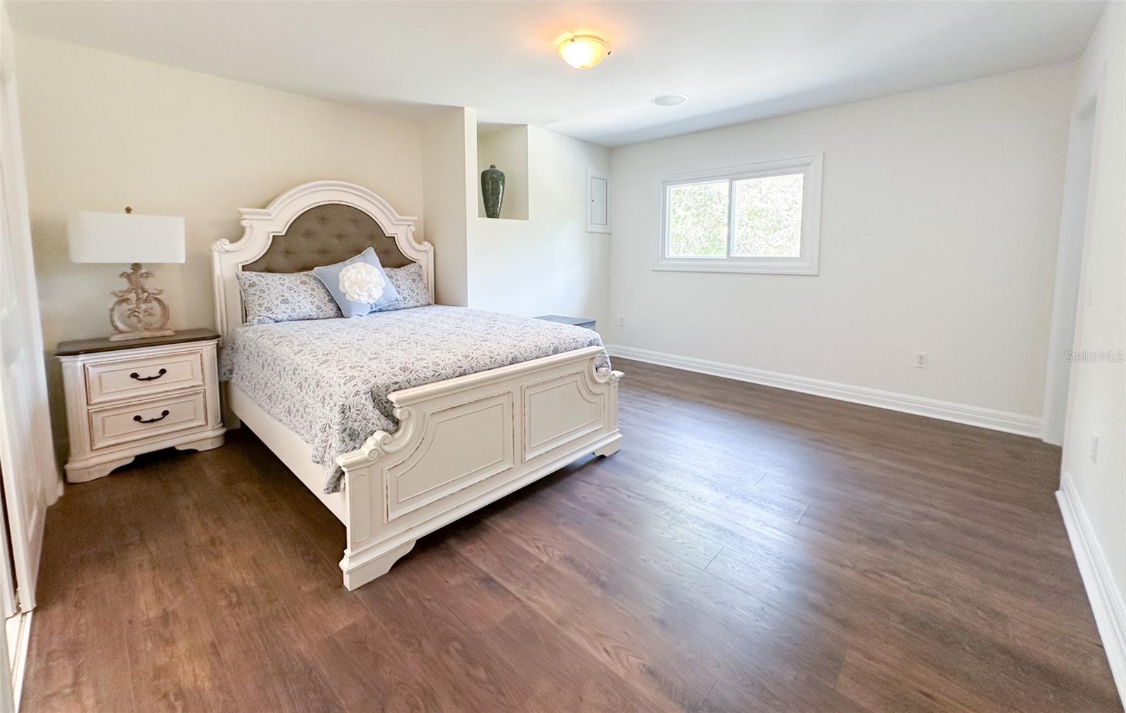 3114 LITTLE RD