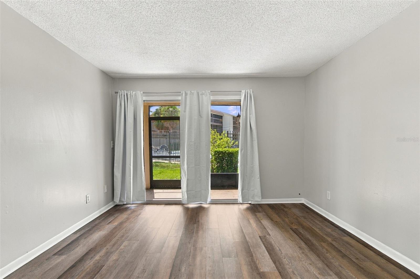 6340 NEWTOWN CIR #40A4
