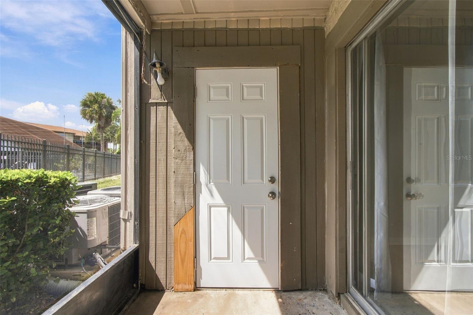 6340 NEWTOWN CIR #40A4