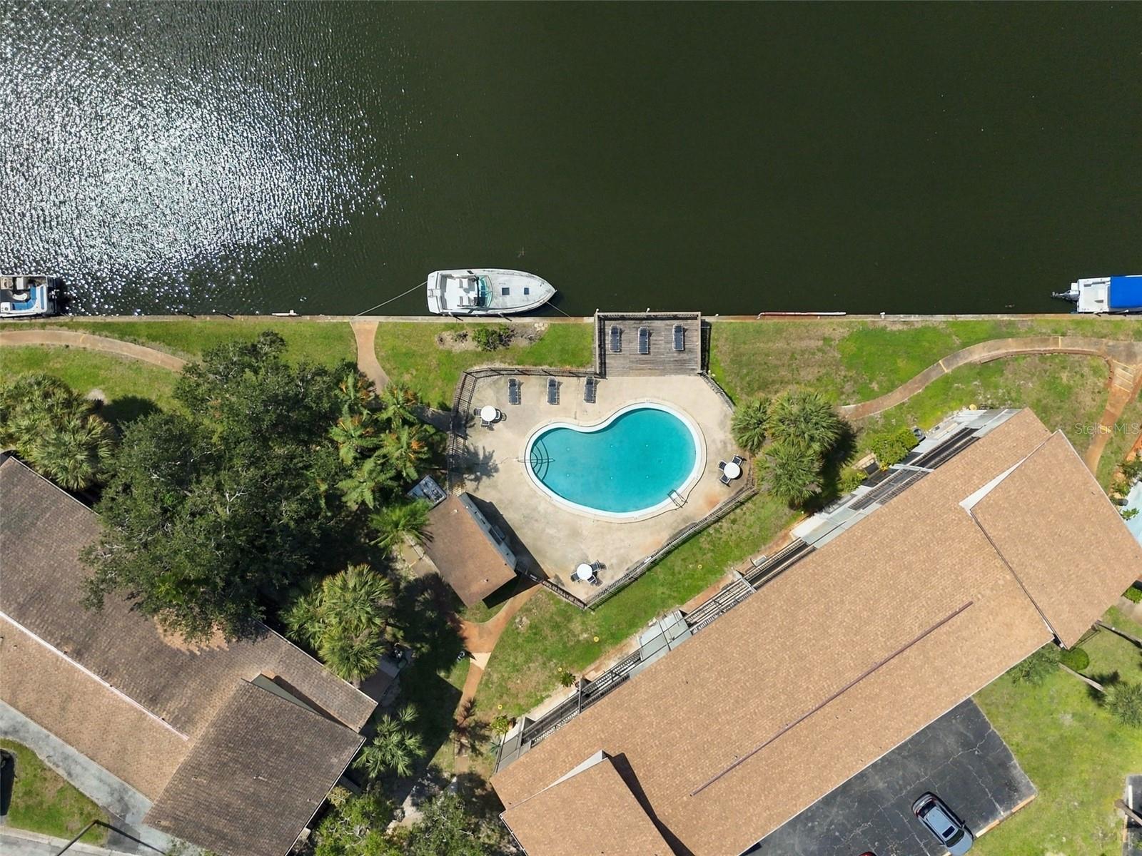 6340 NEWTOWN CIR #40A4