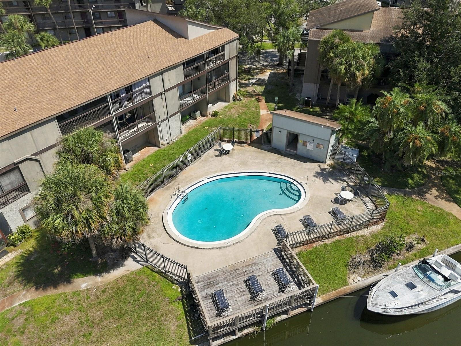 6340 NEWTOWN CIR #40A4