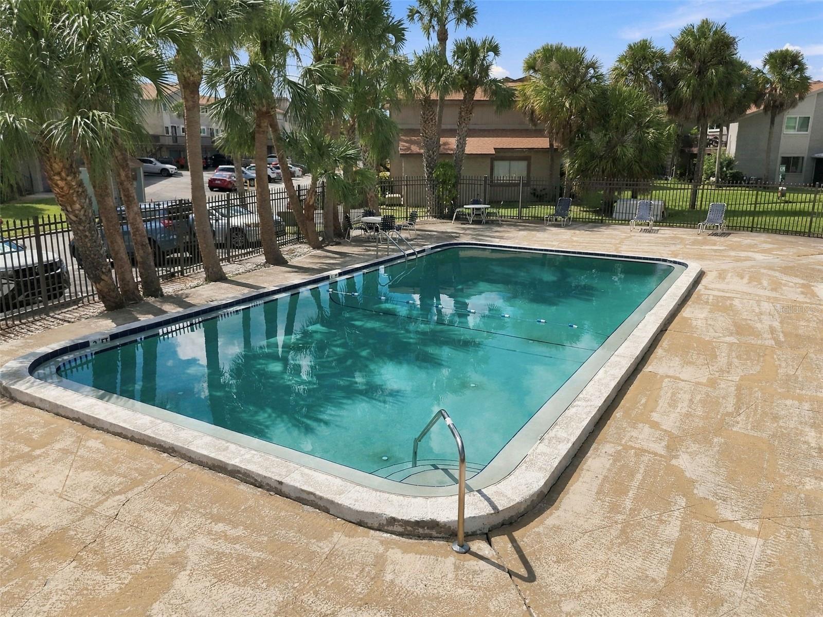 6340 NEWTOWN CIR #40A4