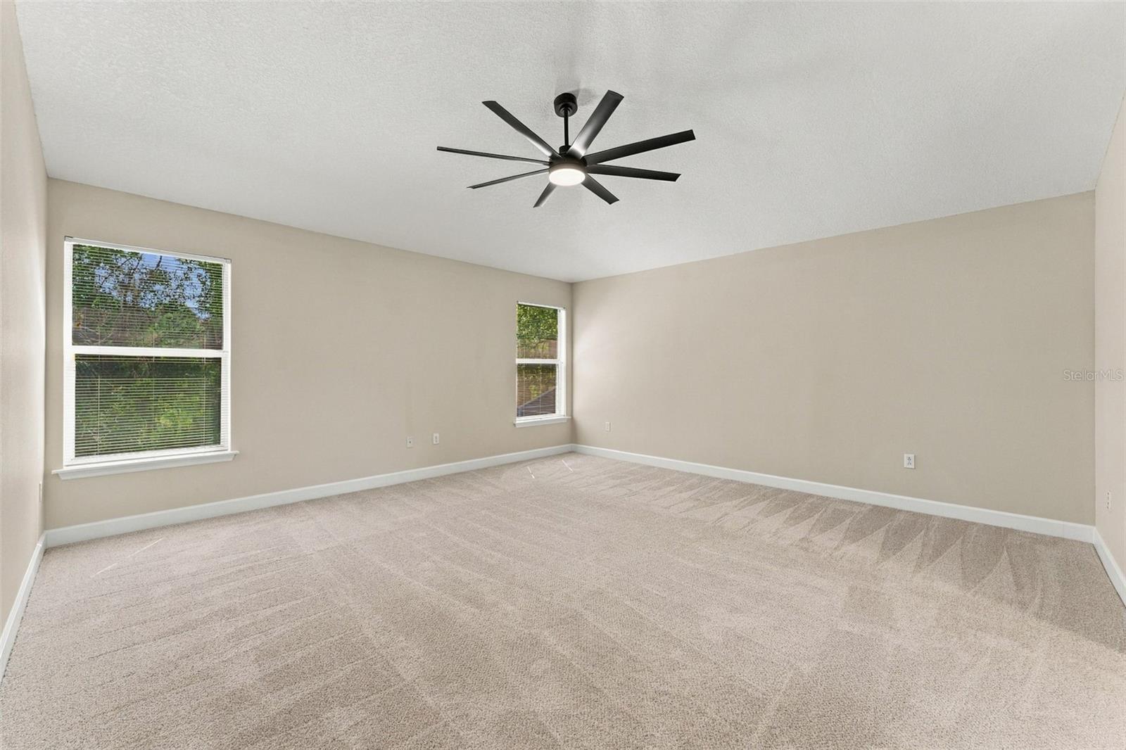 10102 VISTA POINTE DR