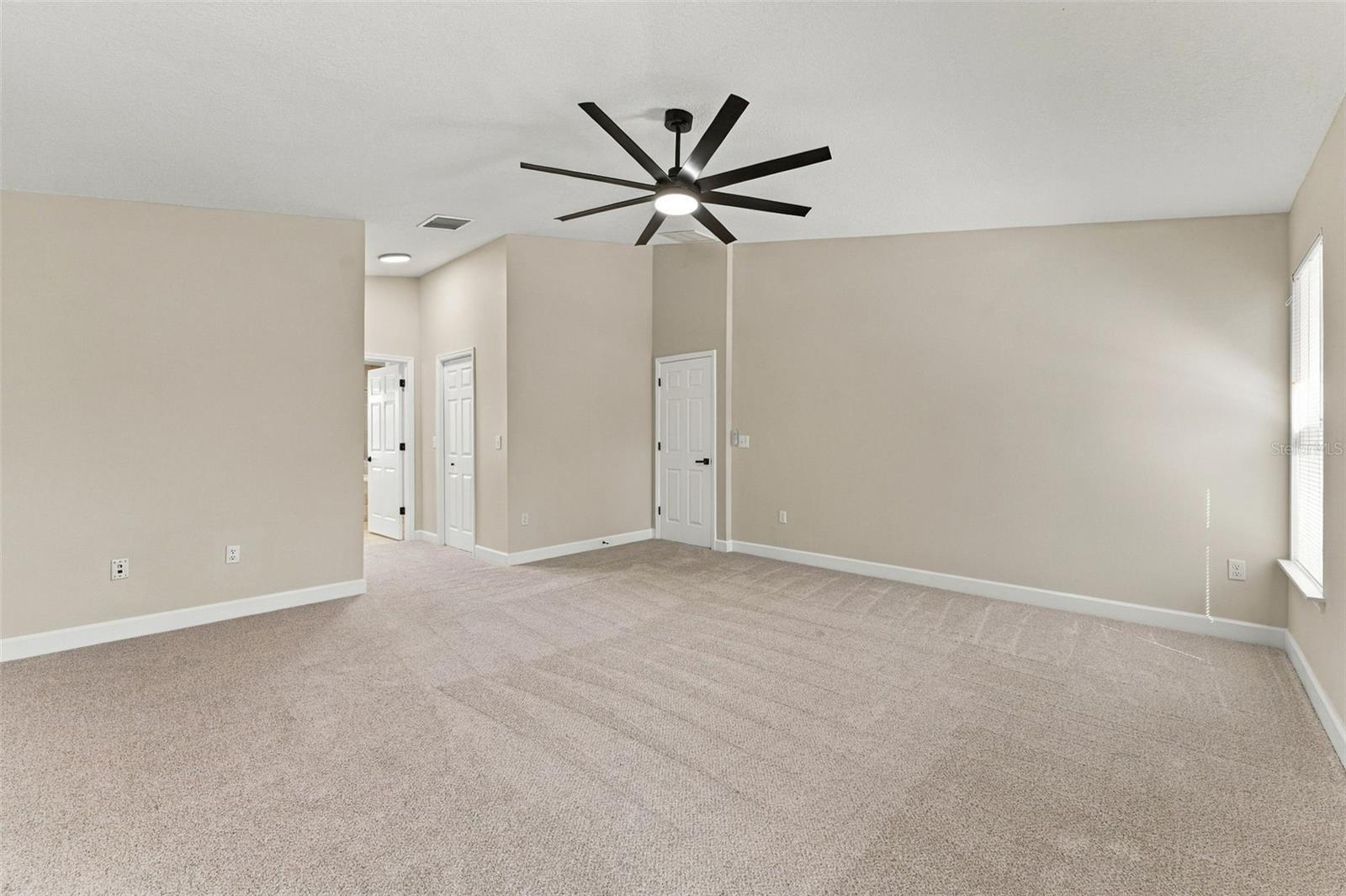 10102 VISTA POINTE DR