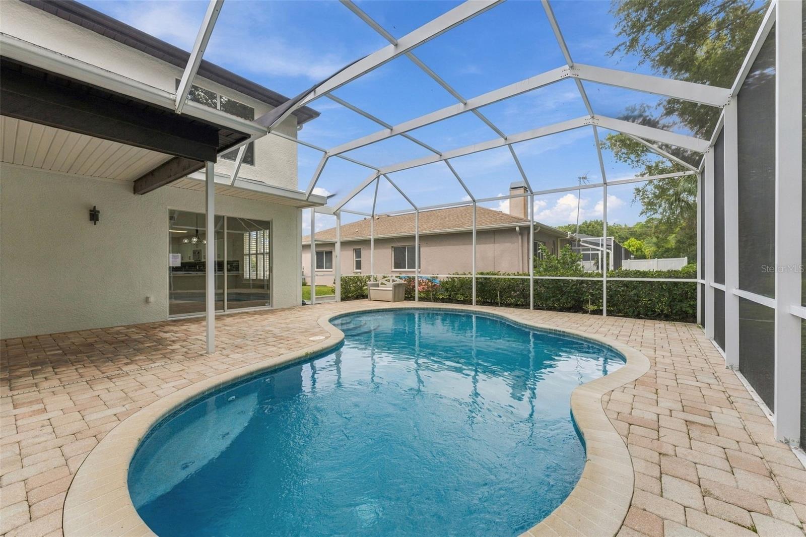 10102 VISTA POINTE DR