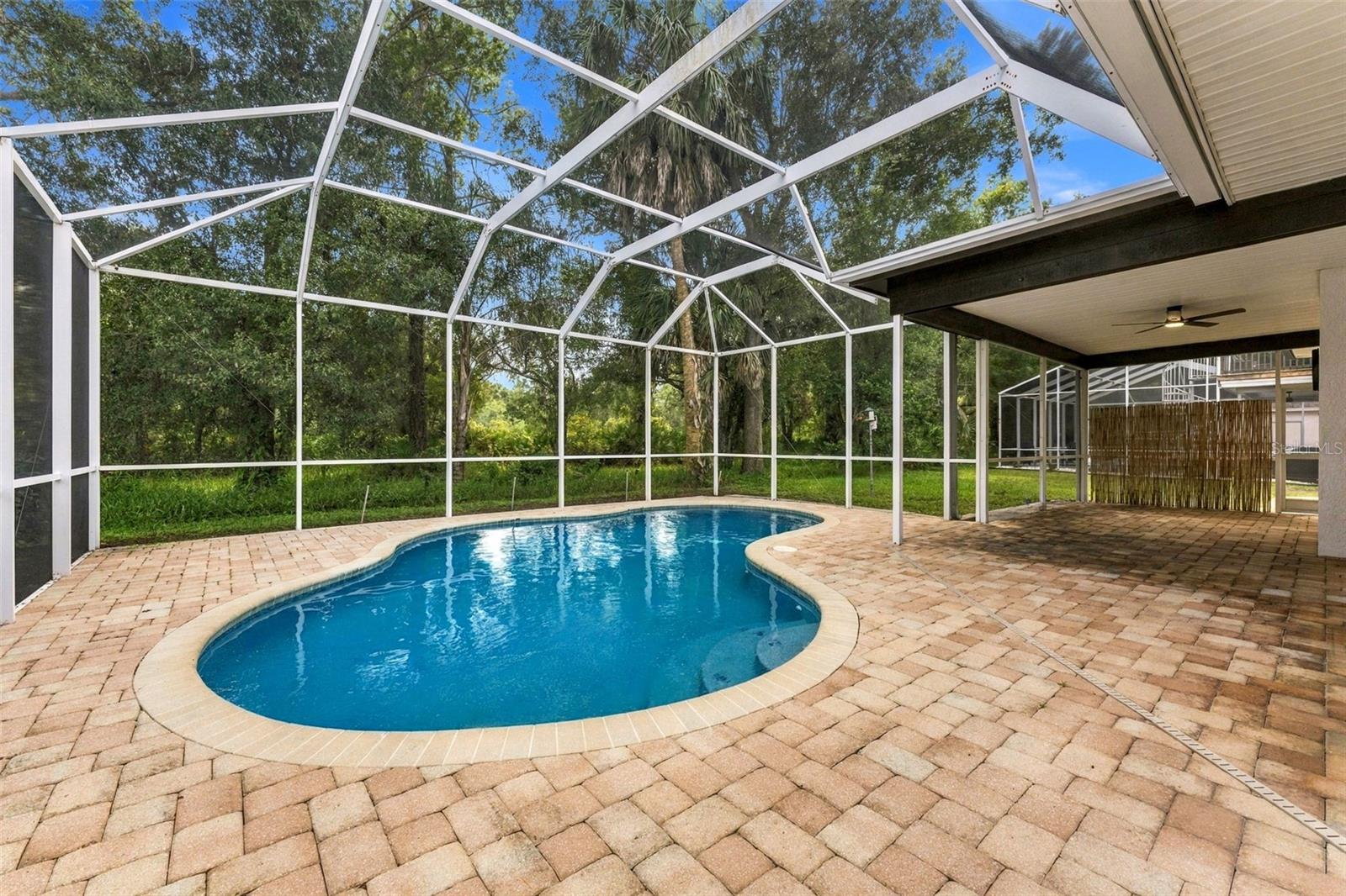 10102 VISTA POINTE DR