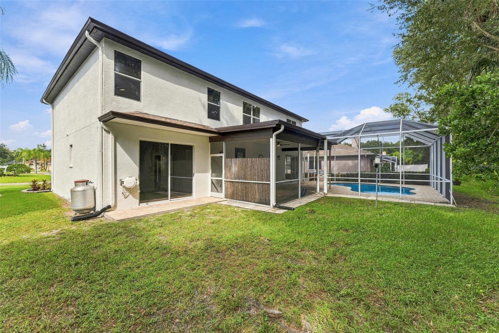 10102 VISTA POINTE DR