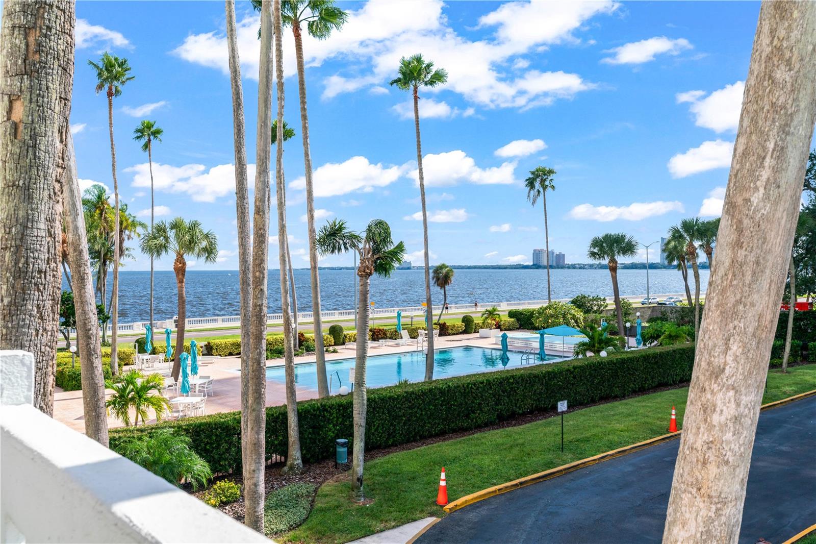2401 Bayshore Blvd #212, Tampa