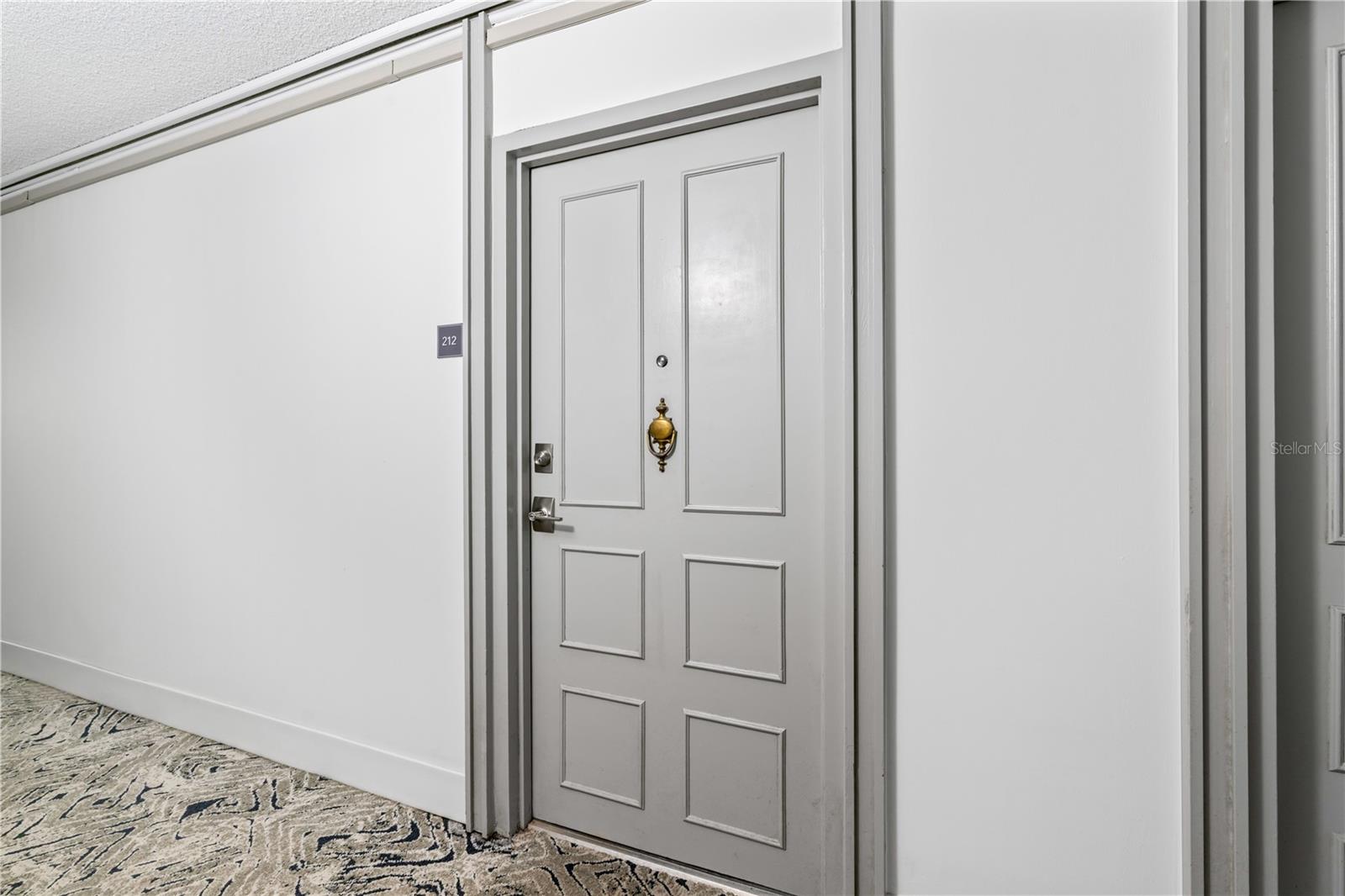 2401 BAYSHORE BLVD #212