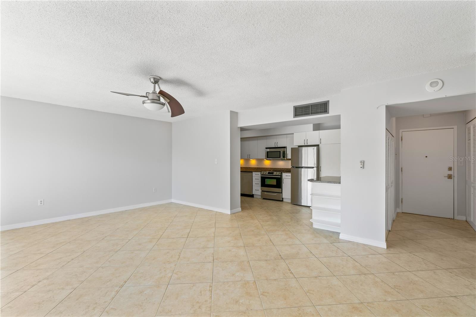 2401 BAYSHORE BLVD #212